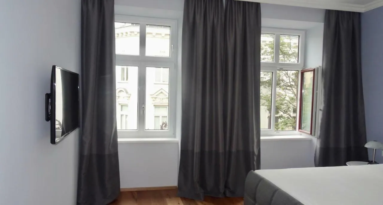 Sonnberg Design Apartment Vienna